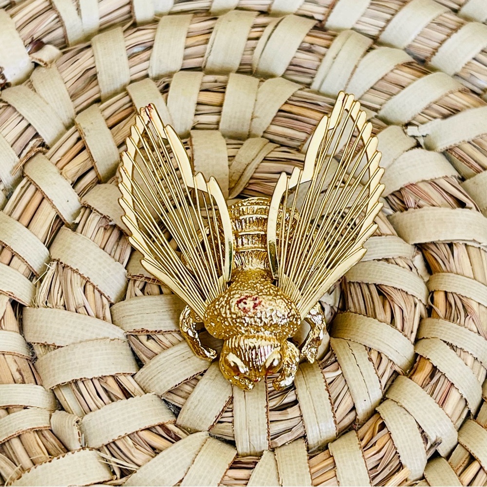 ☀️ Vtg C 1970 MONET'S MENAGERIE Bee Bumblebee Bug Wire Wings Pin Brooch